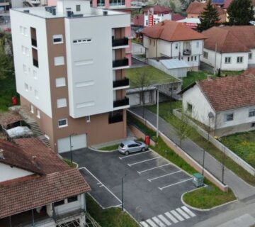 Polet Zgrada 2